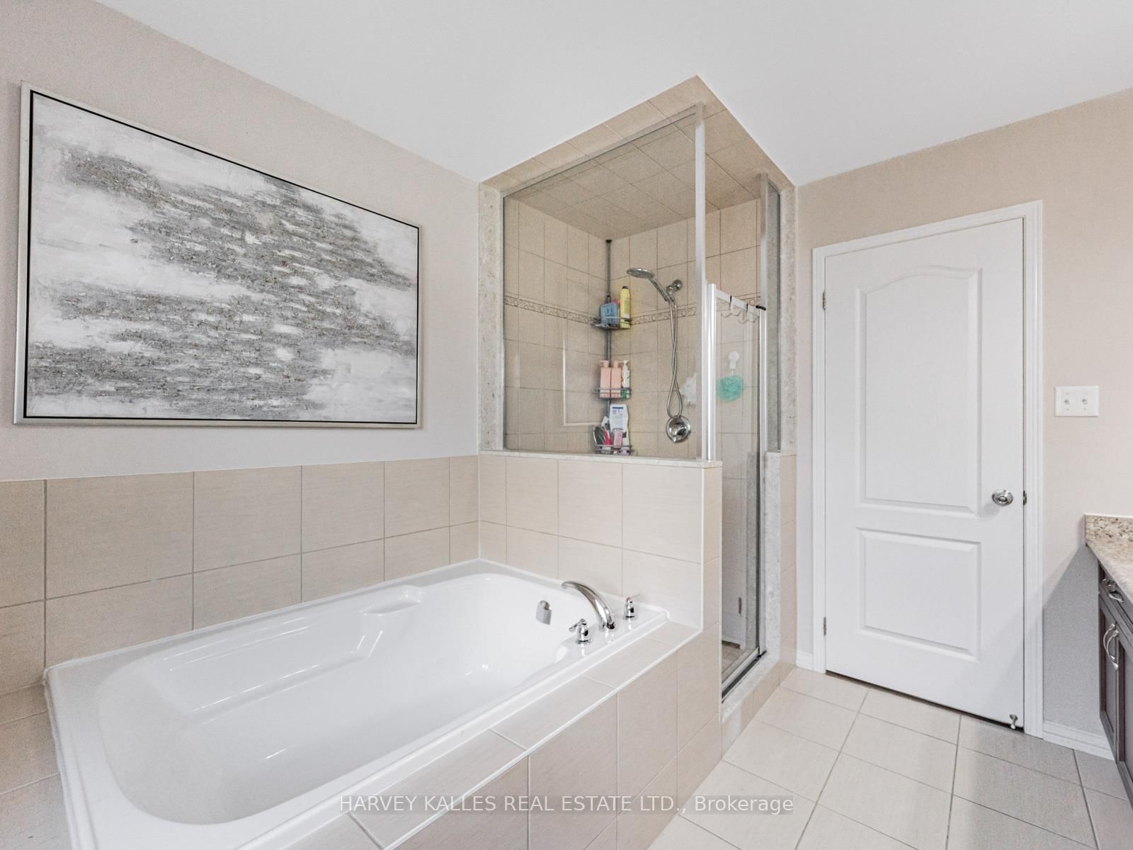 Townhouse for sale at 38 Glenstal Path, Oshawa, Ontario, L1L 0L2 - Windfields - MLS: E12865454