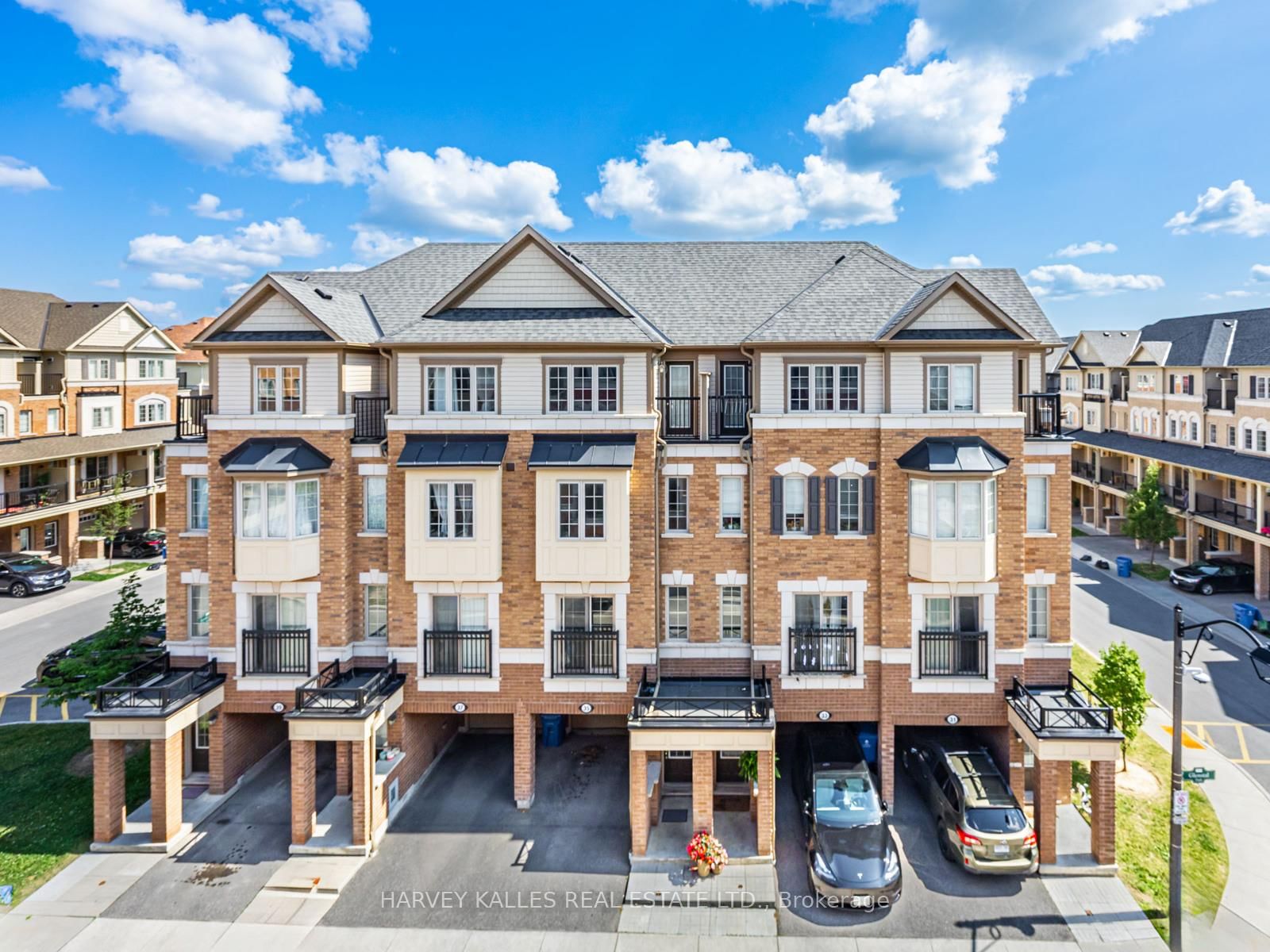 Townhouse for sale at 38 Glenstal Path, Oshawa, Ontario, L1L 0L2 - Windfields - MLS: E12865454