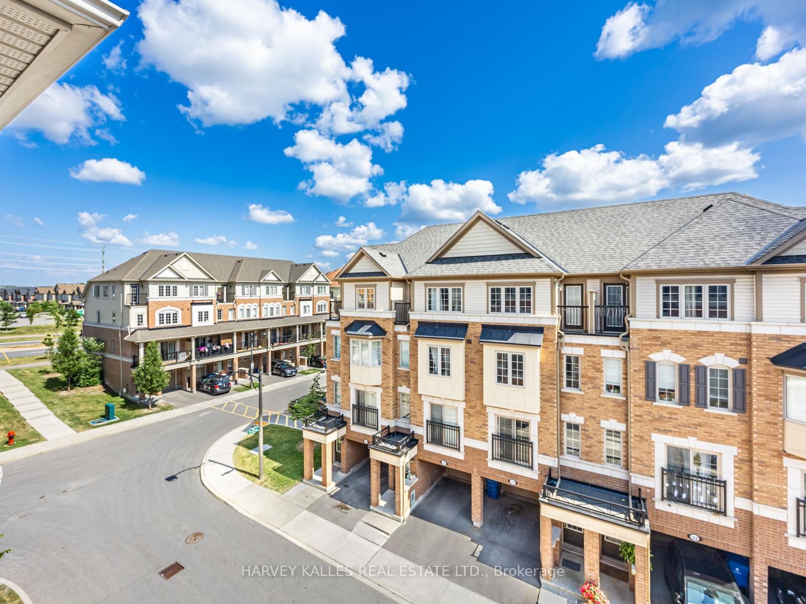 Townhouse for sale at 38 Glenstal Path, Oshawa, Ontario, L1L 0L2 - Windfields - MLS: E12865454