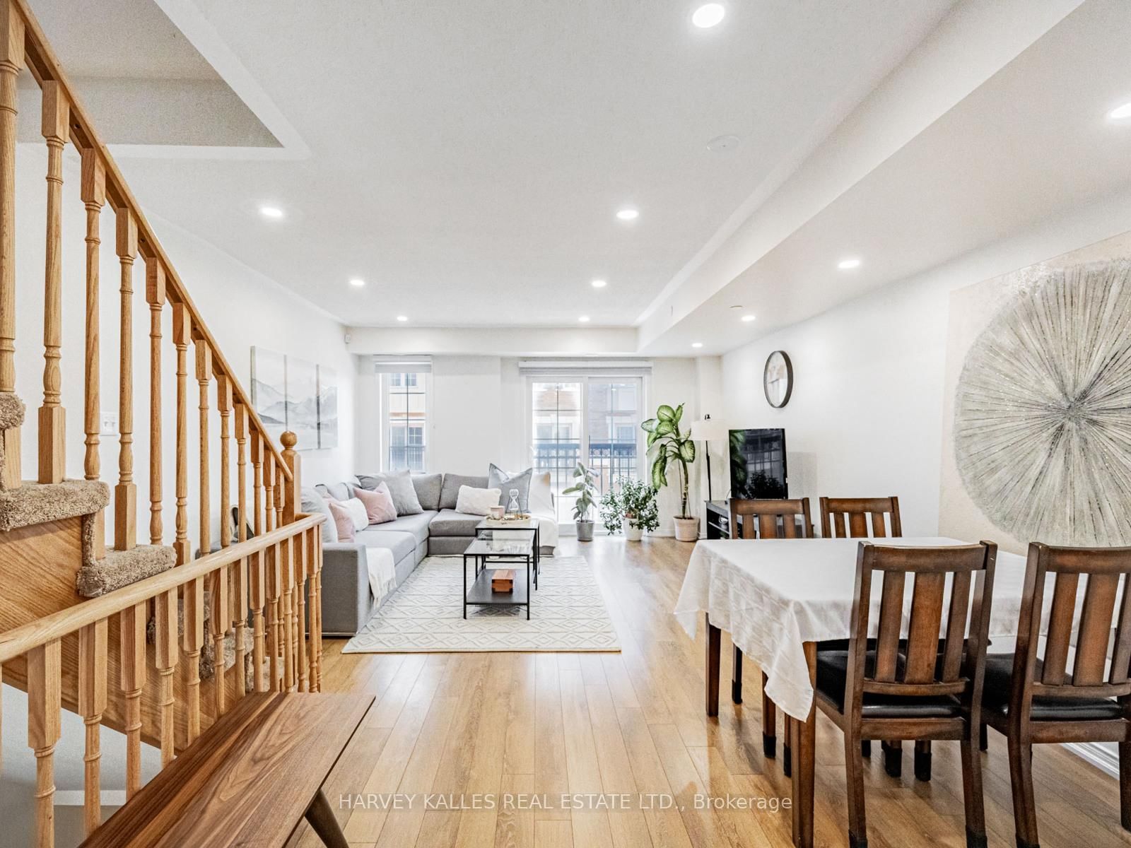 Townhouse for sale at 38 Glenstal Path, Oshawa, Ontario, L1L 0L2 - Windfields - MLS: E12865454