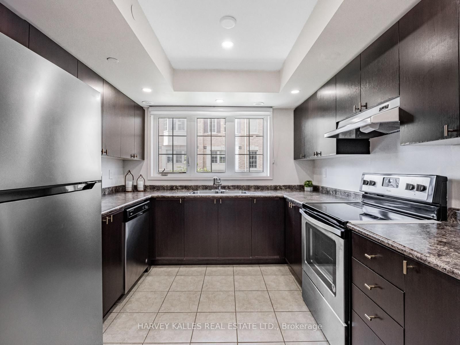 Townhouse for sale at 38 Glenstal Path, Oshawa, Ontario, L1L 0L2 - Windfields - MLS: E12865454