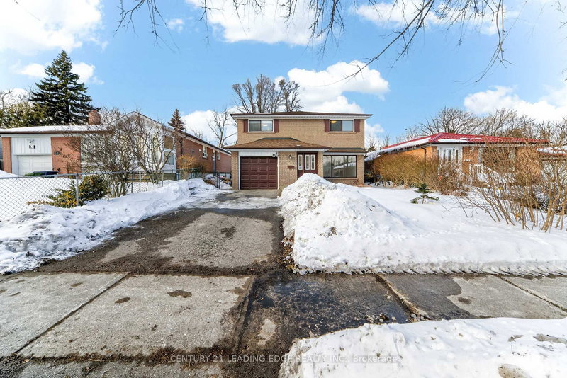 66 Sonmore Dr, Toronto, M1S 1X4 | Image 2
