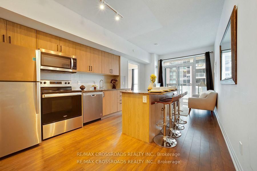 Condo for lease at 1910-20 Meadowglen Place, Toronto, Ontario, M1G 0A9 - Woburn - MLS: E12866224