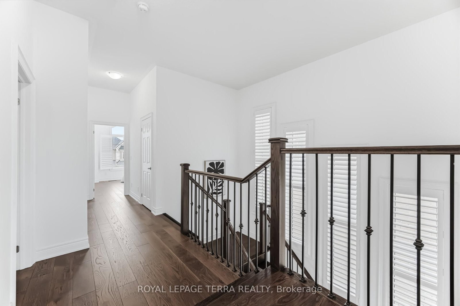 Detached House for sale at 11 Lockton Street, Whitby, Ontario, L1P 0E1 - Williamsburg - MLS: E12867714