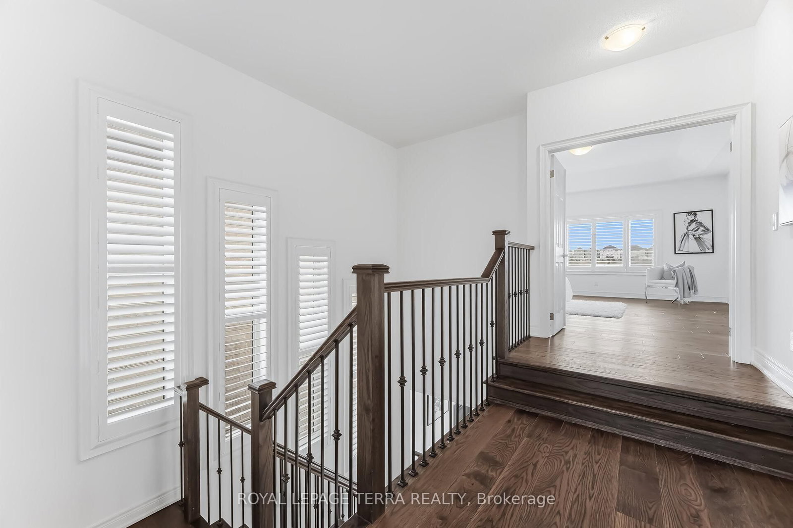 Detached House for sale at 11 Lockton Street, Whitby, Ontario, L1P 0E1 - Williamsburg - MLS: E12867714