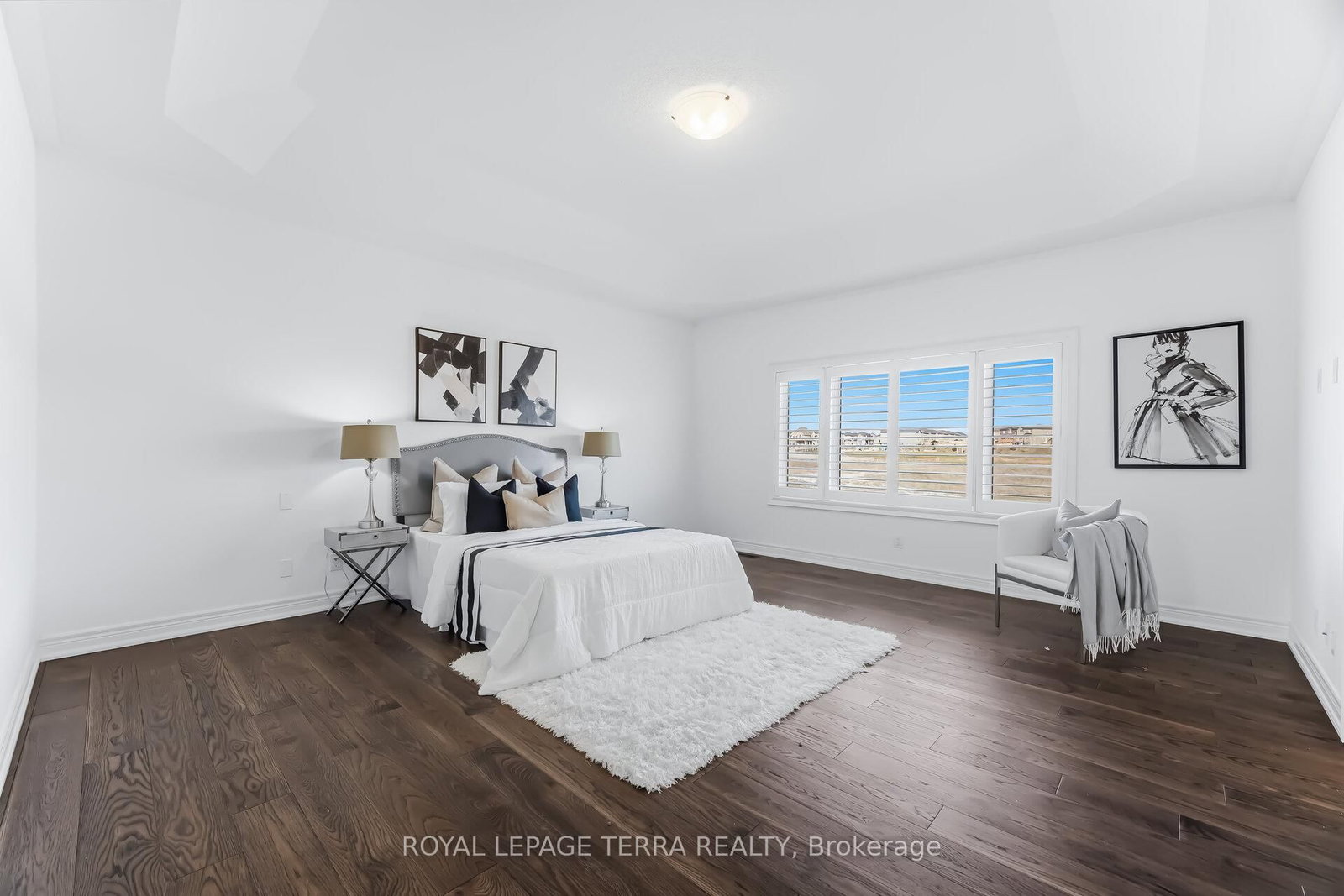 Detached House for sale at 11 Lockton Street, Whitby, Ontario, L1P 0E1 - Williamsburg - MLS: E12867714