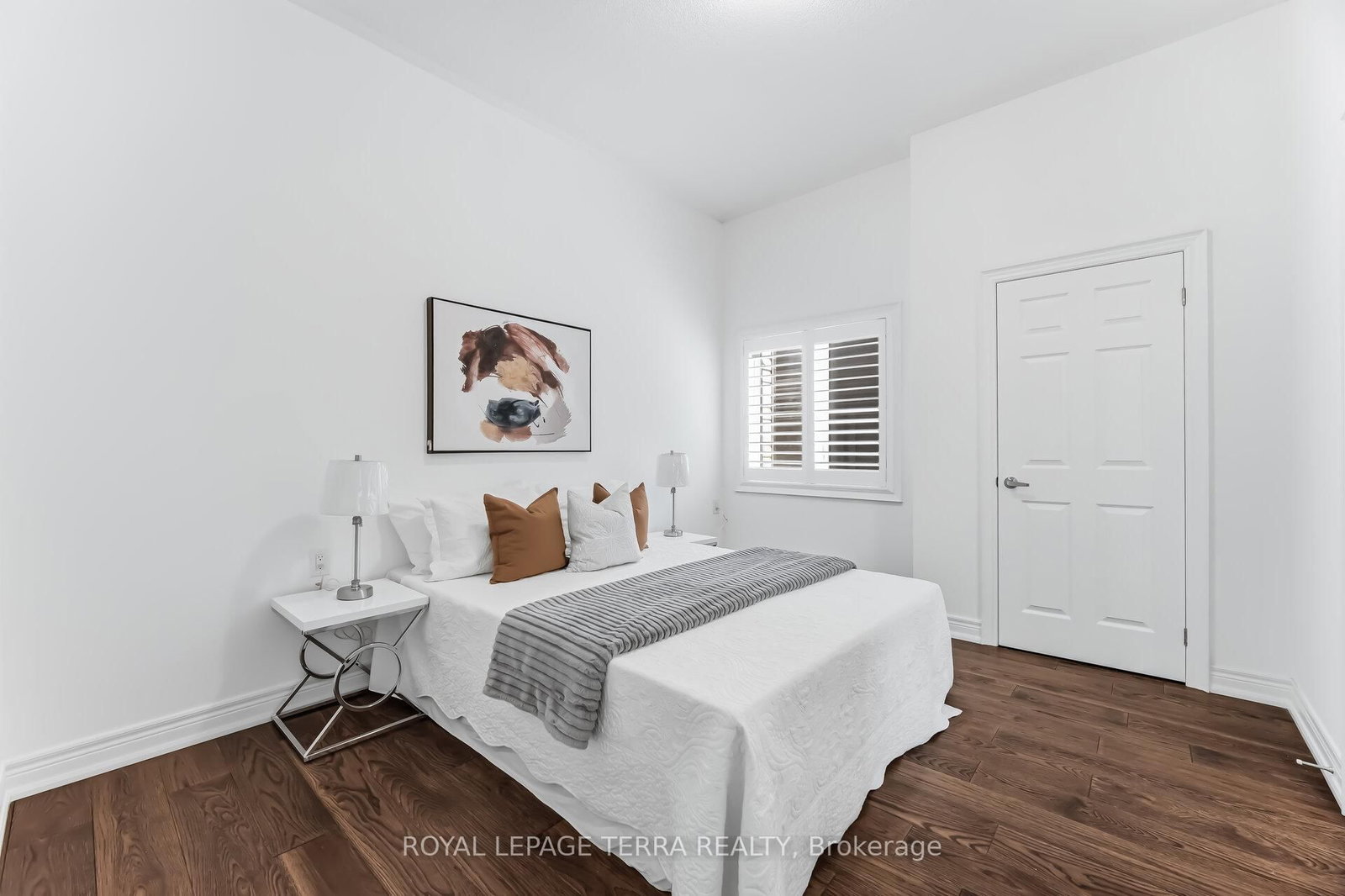 Detached House for sale at 11 Lockton Street, Whitby, Ontario, L1P 0E1 - Williamsburg - MLS: E12867714