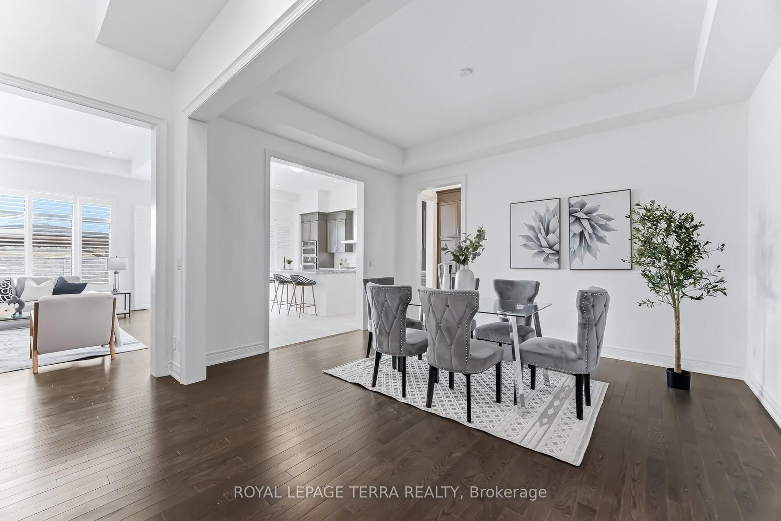 Detached House for sale at 11 Lockton Street, Whitby, Ontario, L1P 0E1 - Williamsburg - MLS: E12867714