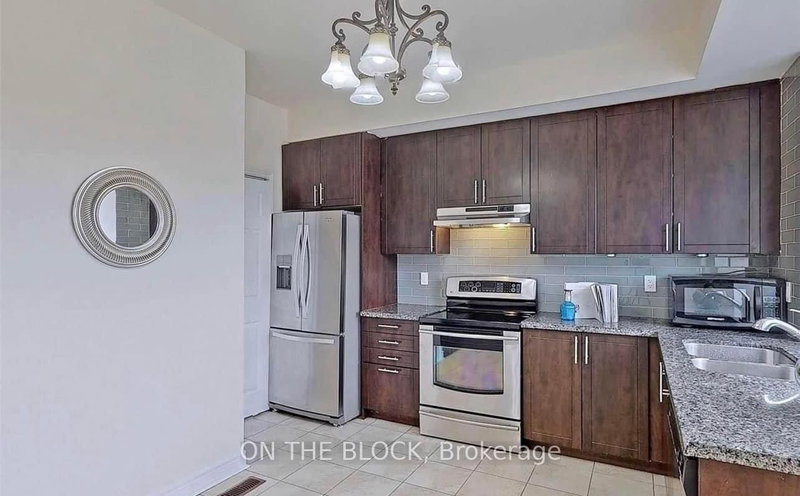3761A St Clair Ave E, Toronto, M1M 0C8 | Image 2