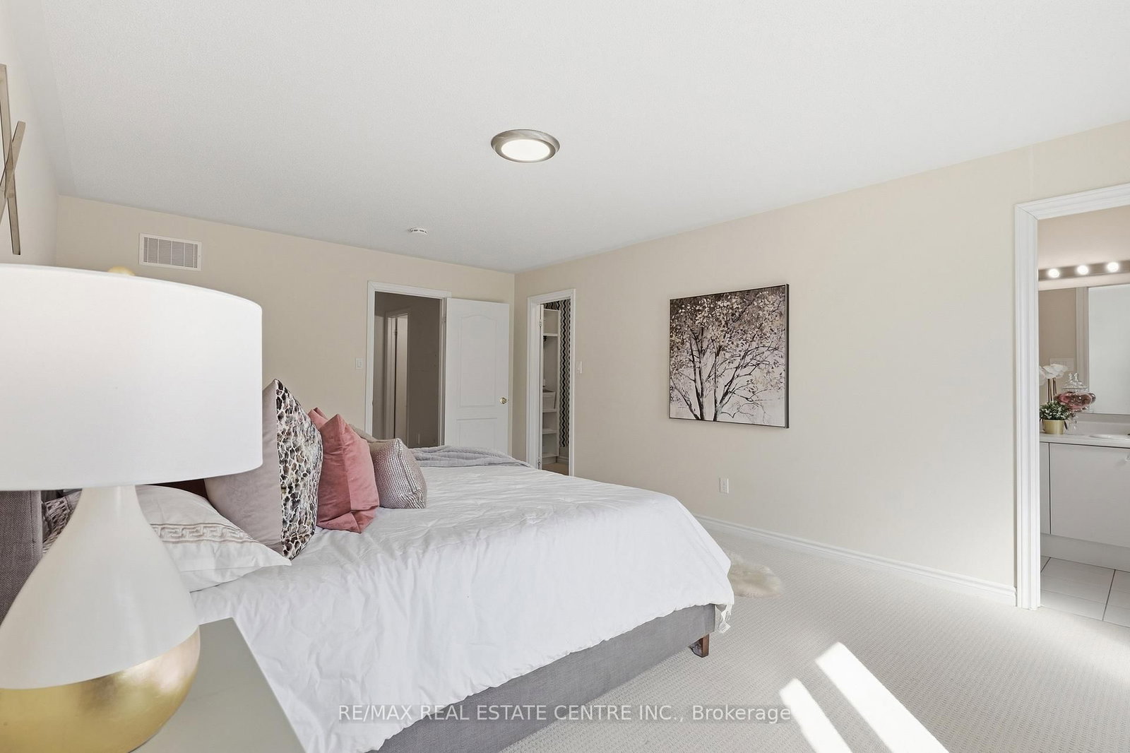 Townhouse for sale at 1577 Bruny Avenue, Pickering, Ontario, L1X 0C5 - Duffin Heights - MLS: E12868376