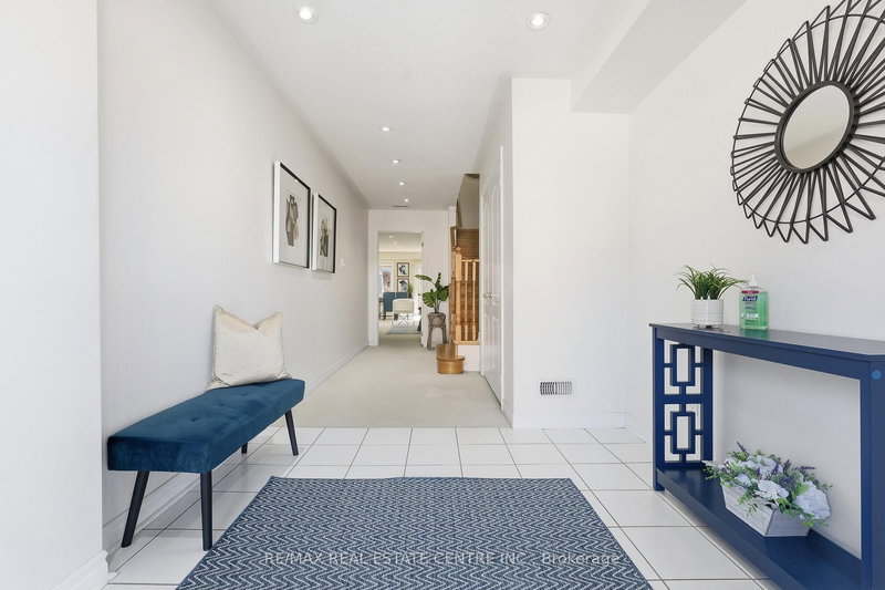 1577 Bruny Ave, Pickering, L1X 0C5 | Image 3