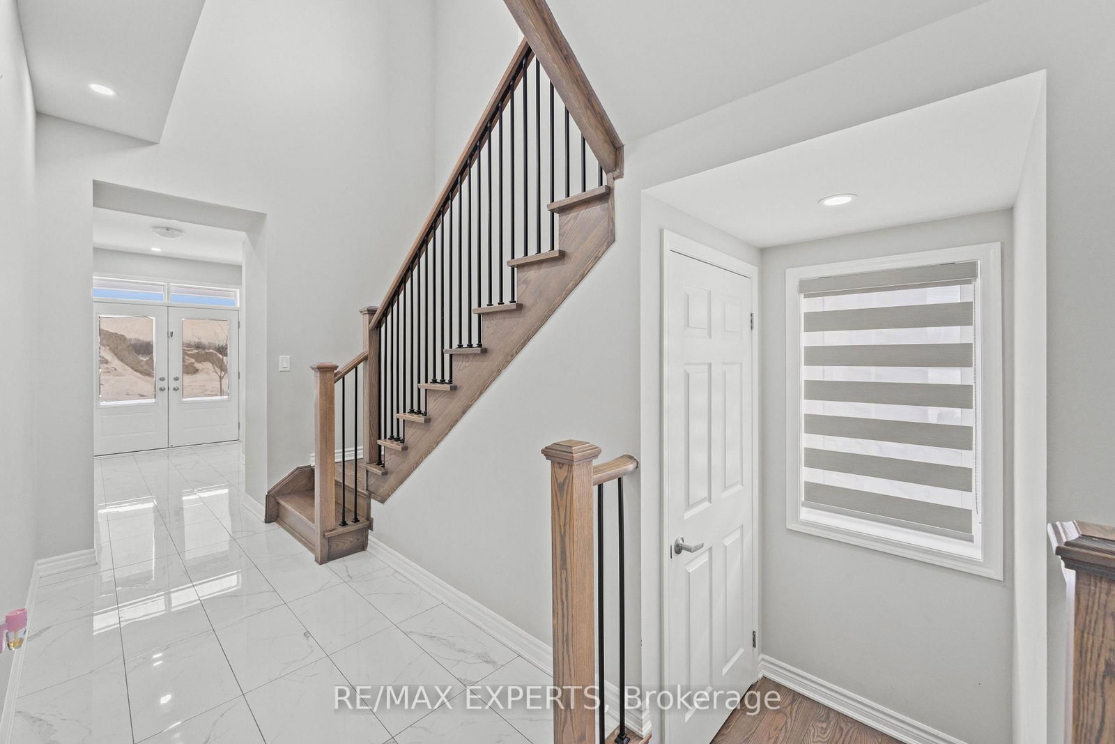 Detached House for sale at 1437 Kerrydale Avenue, Pickering, Ontario, L1X 0M9 - Rural Pickering - MLS: E12868618