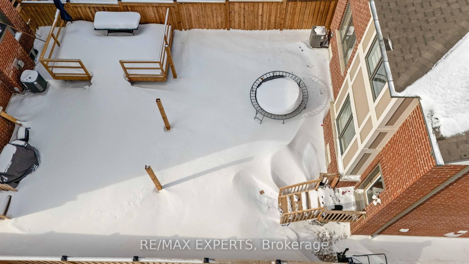 Detached House for sale at 1437 Kerrydale Avenue, Pickering, Ontario, L1X 0M9 - Rural Pickering - MLS: E12868618