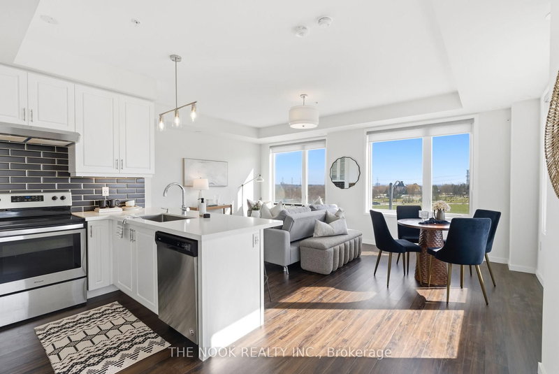 524 - 1711 Pure Springs Blvd, Pickering, L1X 0E3 | Image 2