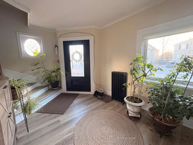 137 Rosehill Boulevard