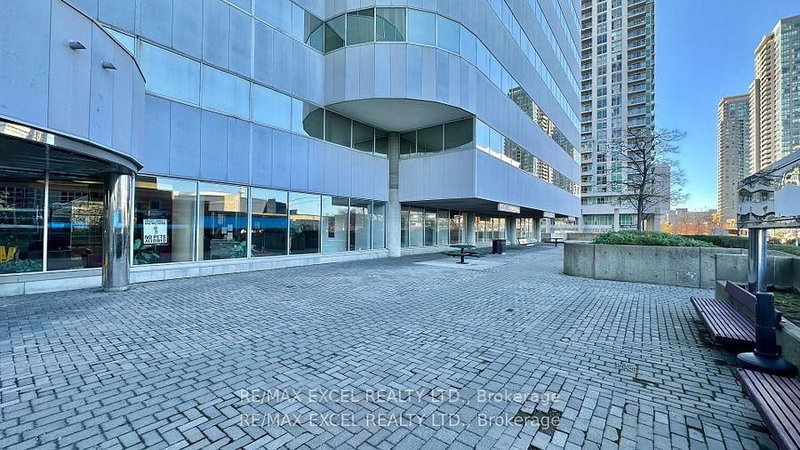 108a - 55 Town Centre Crt, Toronto, M1P 4X4 | Image 3