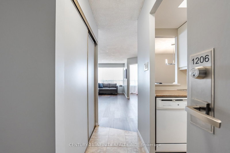 1206 - 5 Greystone Walk Dr, Toronto, M1K 5J5 | Image 2