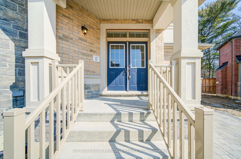 21 Deer Creek Crt, Toronto, M1C 1N8 | Image 2