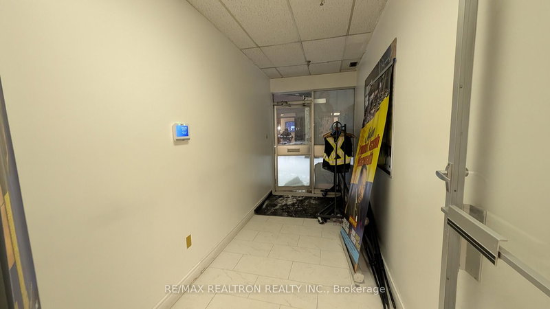 106BR - 2220 Midland Ave, Toronto, M1P 3E6 | Image 2