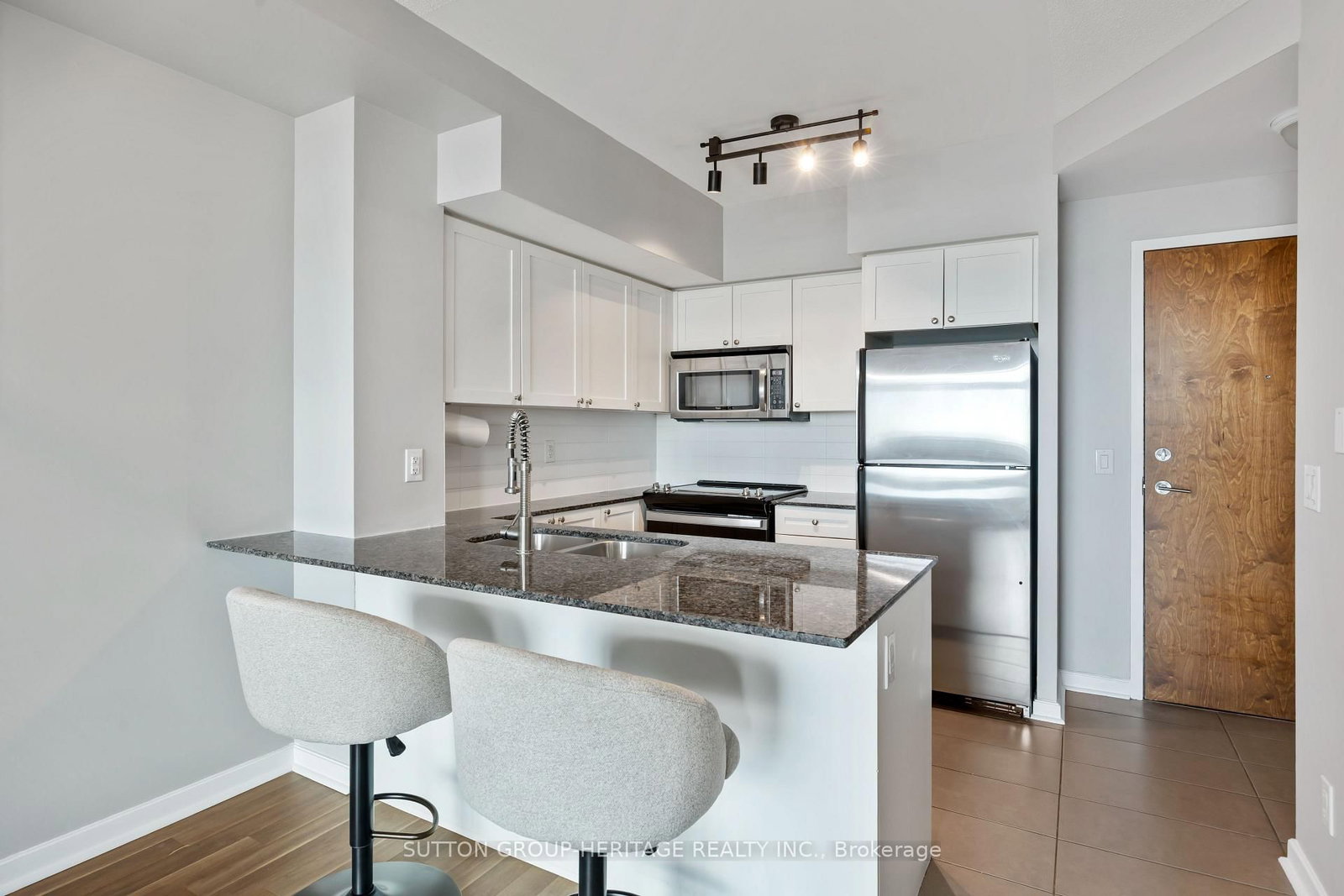 1235 Bayly Street, Unit 1415 - Photo 17