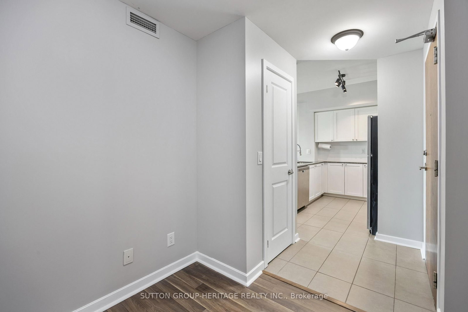 1235 Bayly Street, Unit 1415 - Photo 25