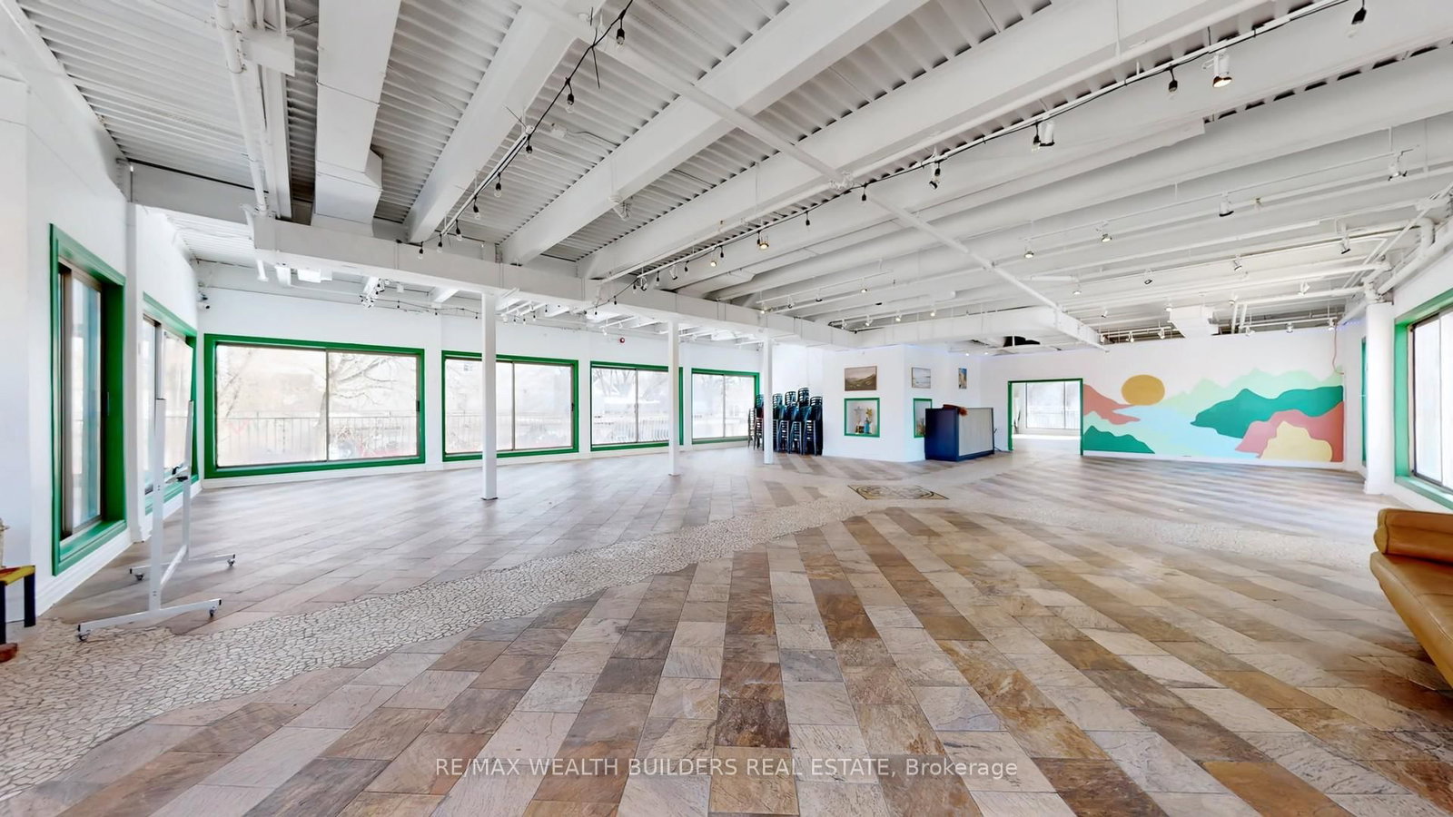1365 Gerrard Street E, Unit 2nd Flr - Photo 7