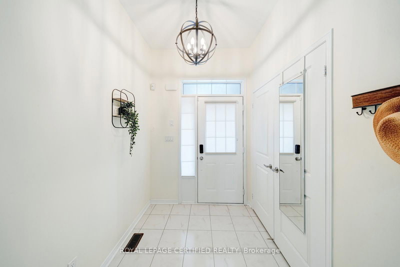 71 Rimrock Cres, Whitby, L1N 0E5 | Image 3