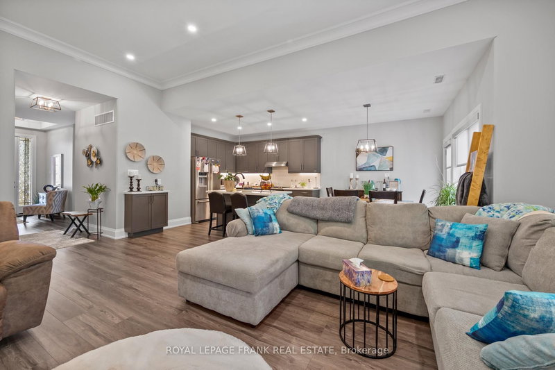 16028 Simcoe St, Scugog, L9L 1S7 | Image 3