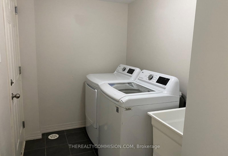 16 Clarington Blvd, Clarington, L1C 7E5 | Image 2