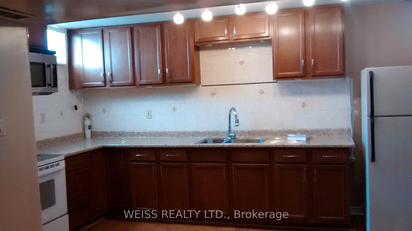 Detached House for lease at BSMT-4063 Ellesmere Road, Toronto, Ontario, M1C 1J3 - Highland Creek - MLS: E12875508