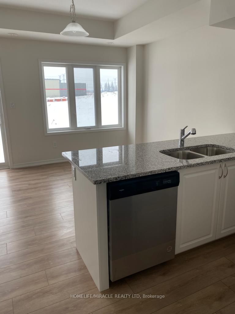 225 Danzatore Path, Oshawa, L1L 0P9 | Image 3