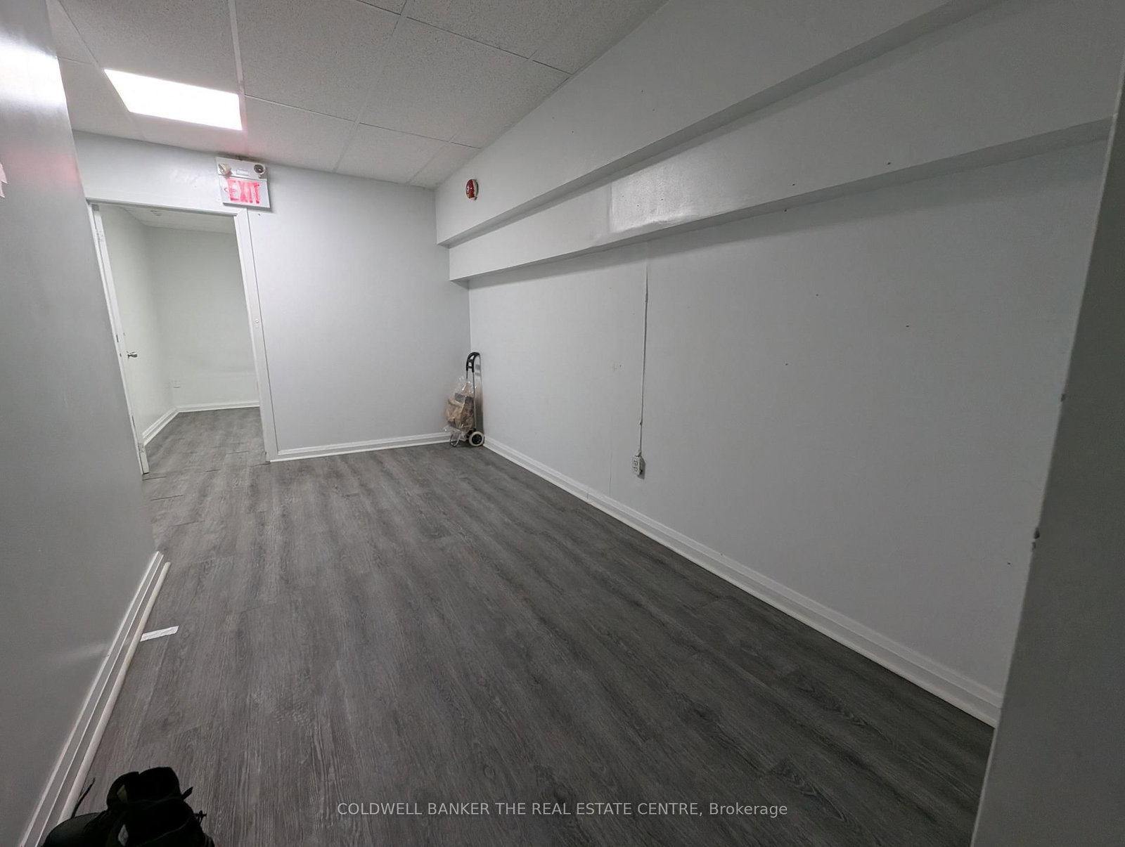 2823 Danforth Avenue, Unit Lower Level - Bedroom #3 - Photo 7