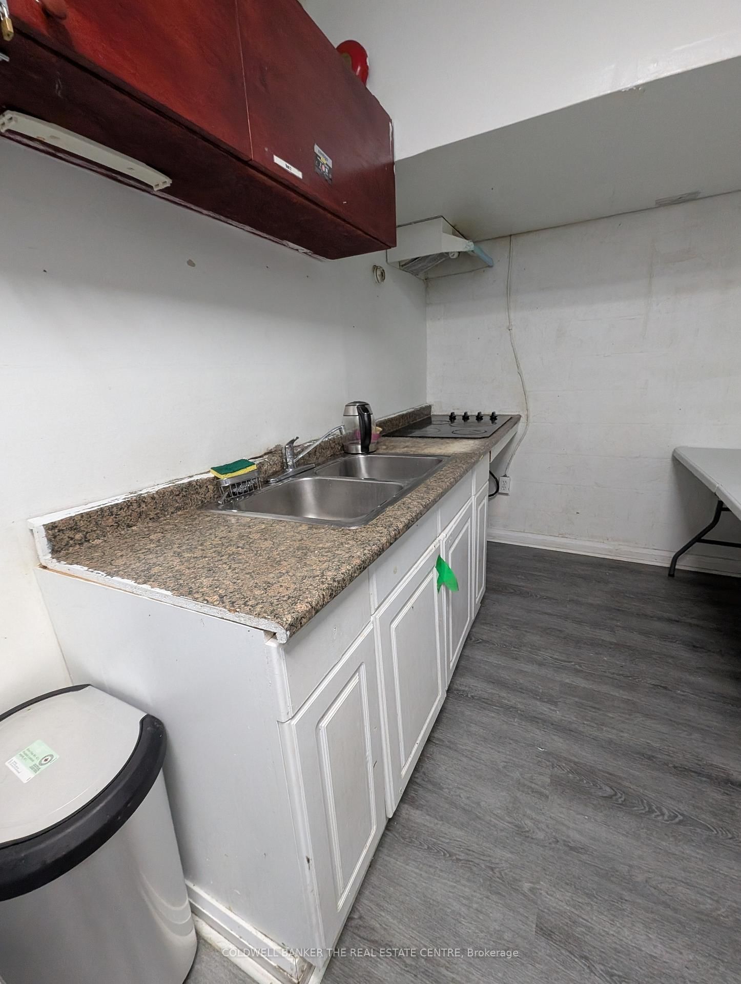2823 Danforth Avenue, Unit Lower Level - Bedroom #3 - Photo 8