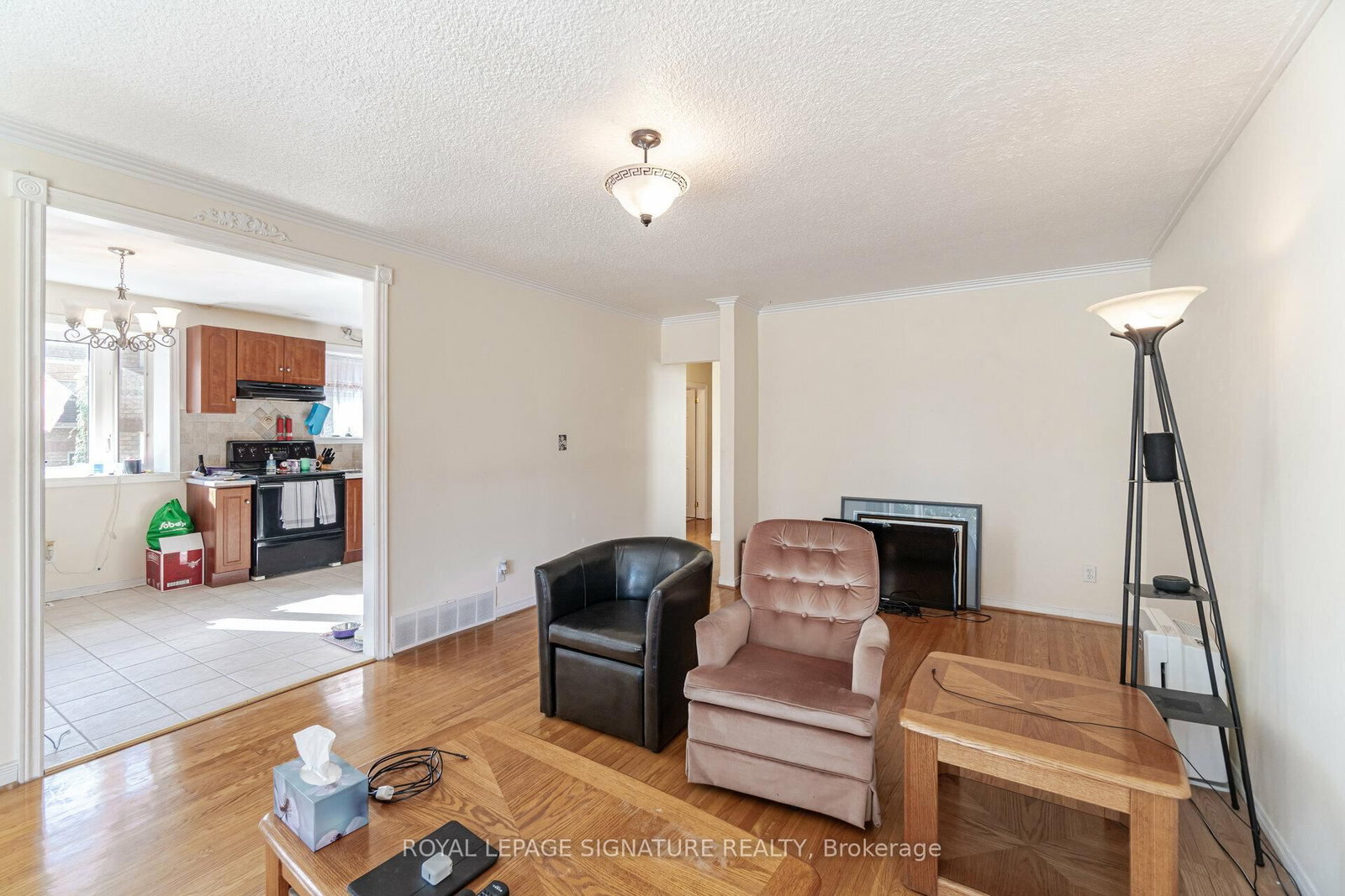 Detached House for lease at 34 Ivan Road, Toronto, Ontario, M1C 1V2 - Centennial Scarborough - MLS: E12875618