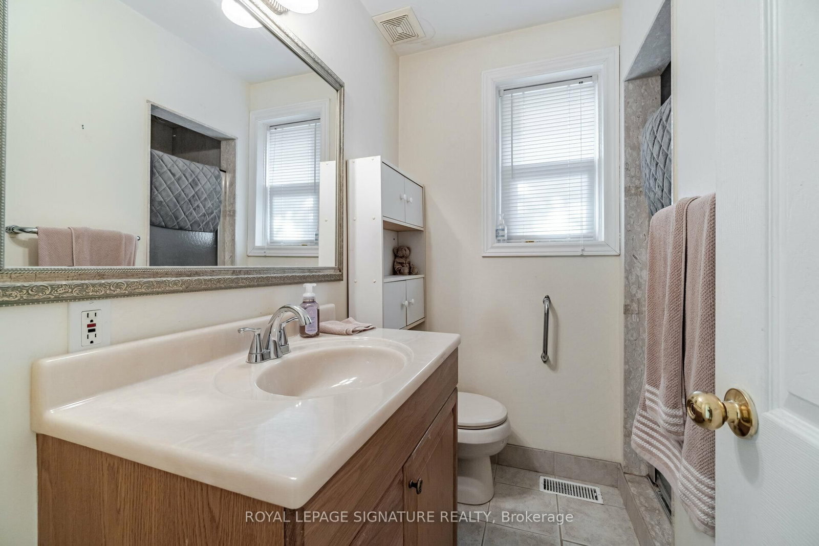 Detached House for lease at 34 Ivan Road, Toronto, Ontario, M1C 1V2 - Centennial Scarborough - MLS: E12875618