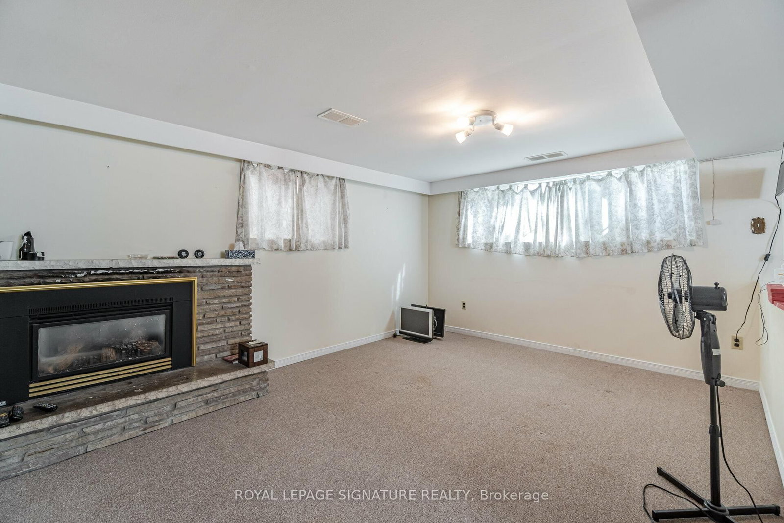 Detached House for lease at 34 Ivan Road, Toronto, Ontario, M1C 1V2 - Centennial Scarborough - MLS: E12875618