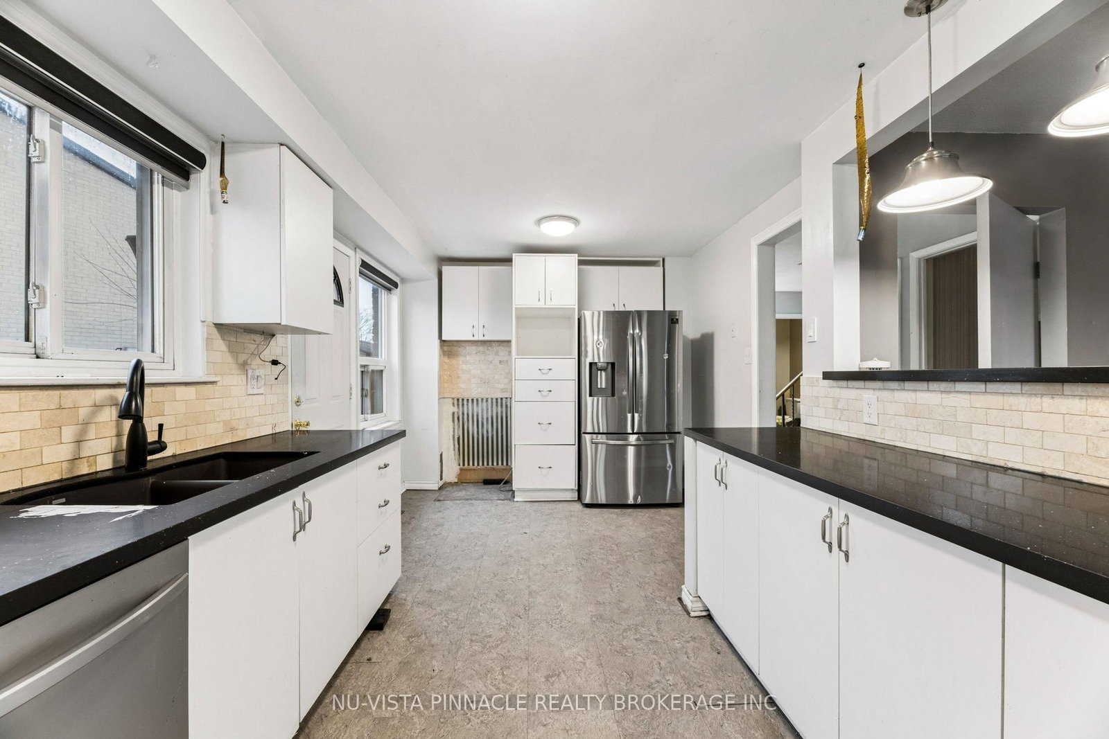 Detached House for sale at 1627 Alwin Circle, Pickering, Ontario, L1V 2W1 - Village East - MLS: E12875764