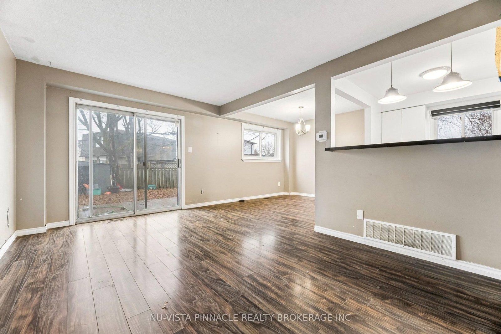 Detached House for sale at 1627 Alwin Circle, Pickering, Ontario, L1V 2W1 - Village East - MLS: E12875764