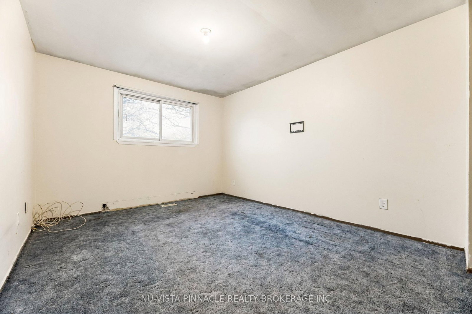 Detached House for sale at 1627 Alwin Circle, Pickering, Ontario, L1V 2W1 - Village East - MLS: E12875764