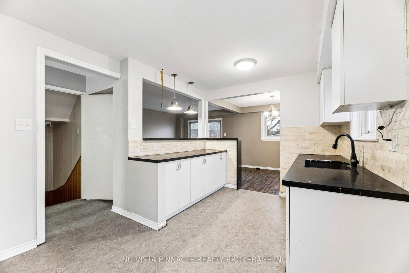 Detached House for sale at 1627 Alwin Circle, Pickering, Ontario, L1V 2W1 - Village East - MLS: E12875764