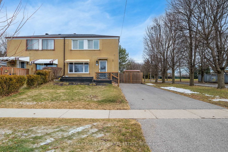 231 Rosedale Dr, Whitby, L1N 1Z2 | Image 2