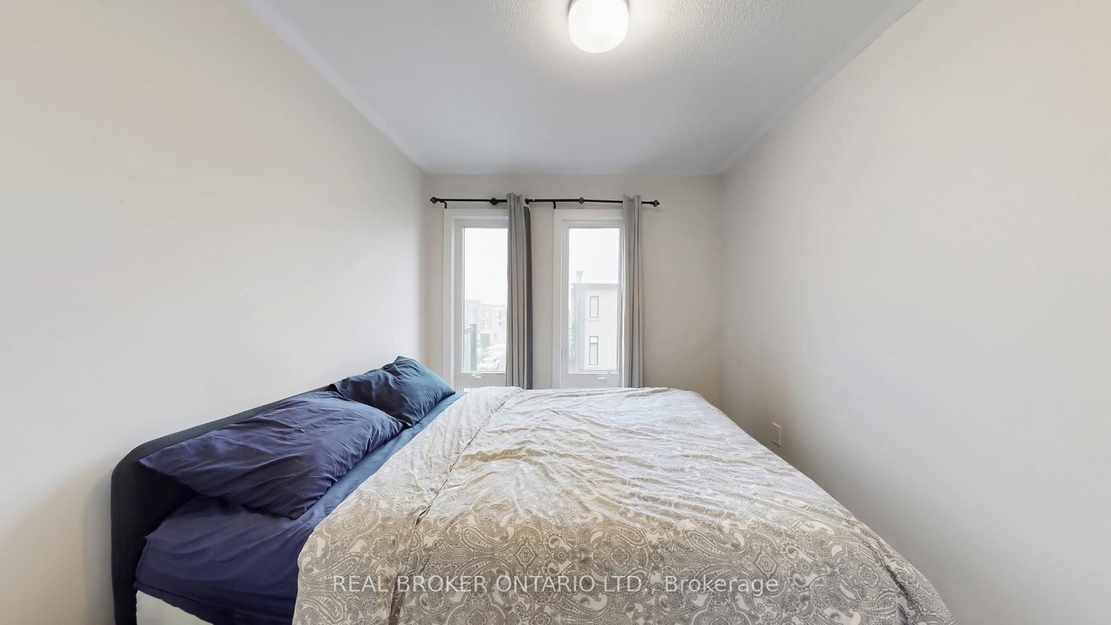 Townhouse for sale at 2508 Castlegate Crossing, Pickering, Ontario, L1X 0H8 - Duffin Heights - MLS: E12877214