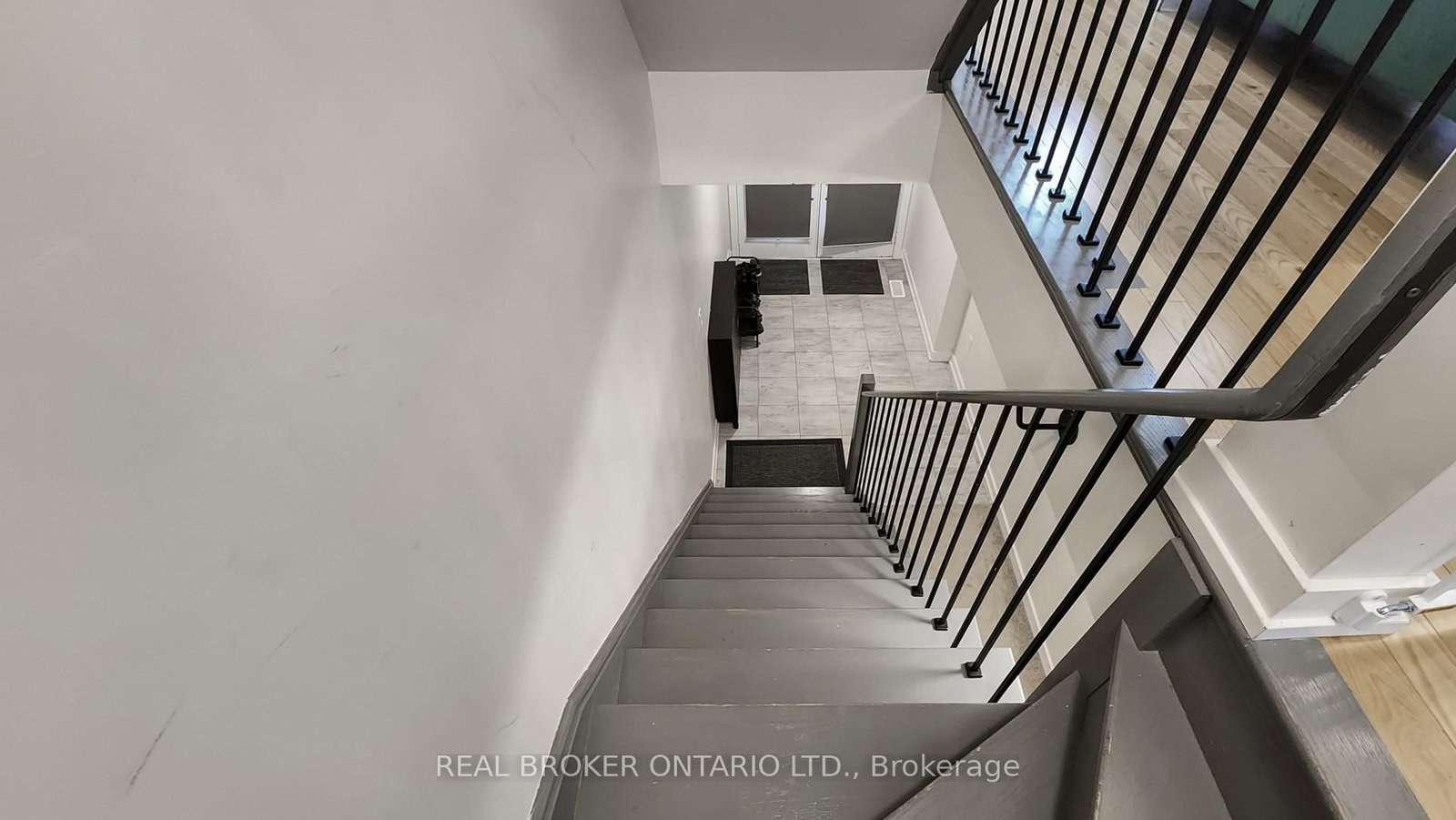 Townhouse for sale at 2508 Castlegate Crossing, Pickering, Ontario, L1X 0H8 - Duffin Heights - MLS: E12877214