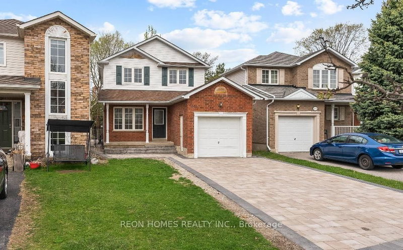 1885 Dalhousie Cres, Oshawa, L1G 8C4 | Image 2