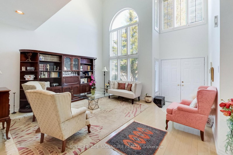 1814 Rosebank Rd, Pickering, L1V 1P6 | Image 3