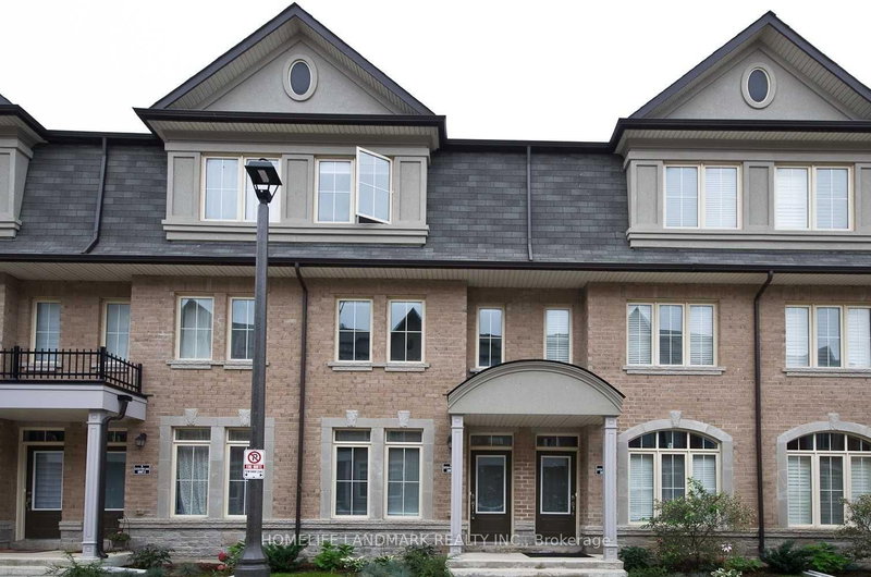 home for lease on 3-5 Eaton Park Lane