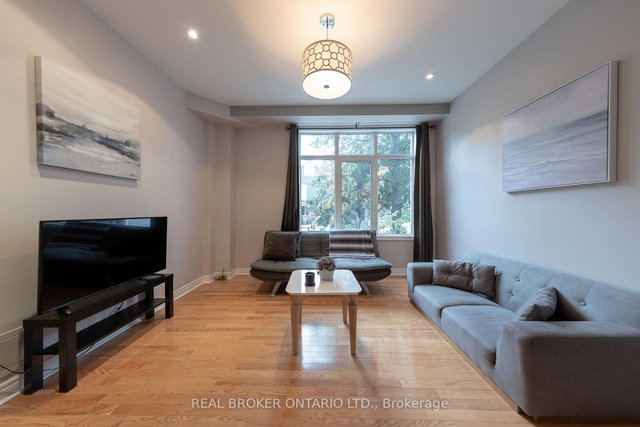 Main - 179 Hanson Street