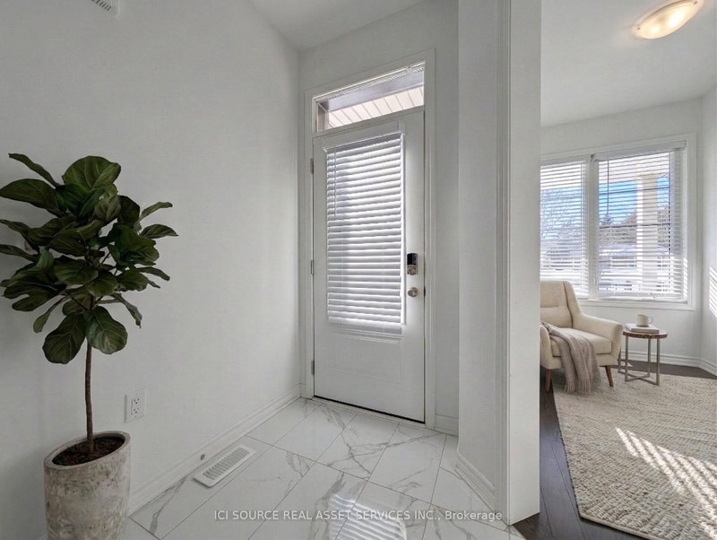 3125 Mulberry Lane, Pickering, L1X 0N9 | Image 2