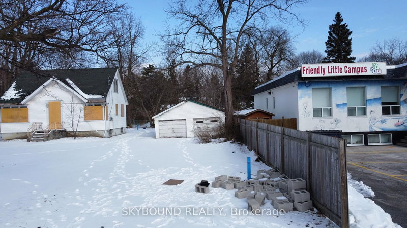 65 Orchard Pk Dr, Toronto, M1E 2P6 | Image 3