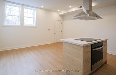 2 - 85 Beech Ave | Toronto | Image